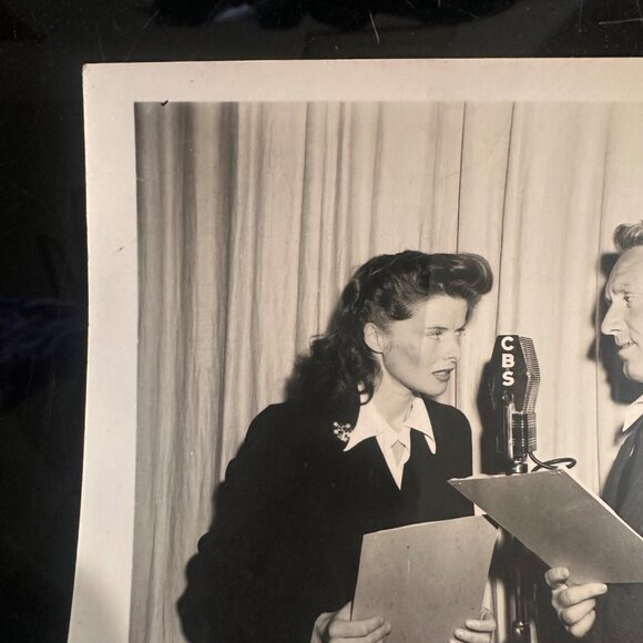 Vintage 1940s Katharine Hepburn & Spencer Tracy CBS Radio Show Photo 4x5 Inches - Picture 6 of 13